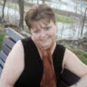 Meet your Posher, Carolyn